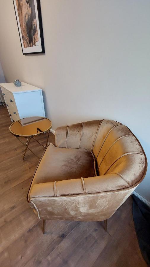 Apartament Róg Bohaterów Warszawy Mrągowo Zewnętrze zdjęcie